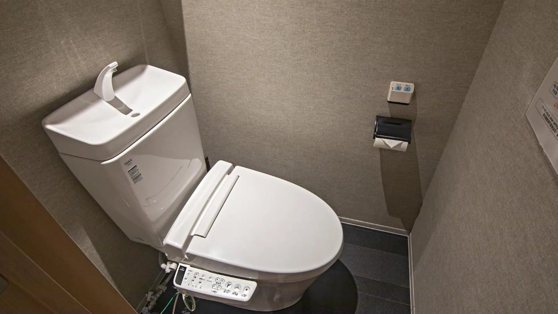 Home-Shinmachi - Vacation Stay 12921 Osaka 0*,  Japonya